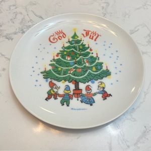 God Jul Merry Christmas plate by Berggren made in Sweden, 7.5 inches